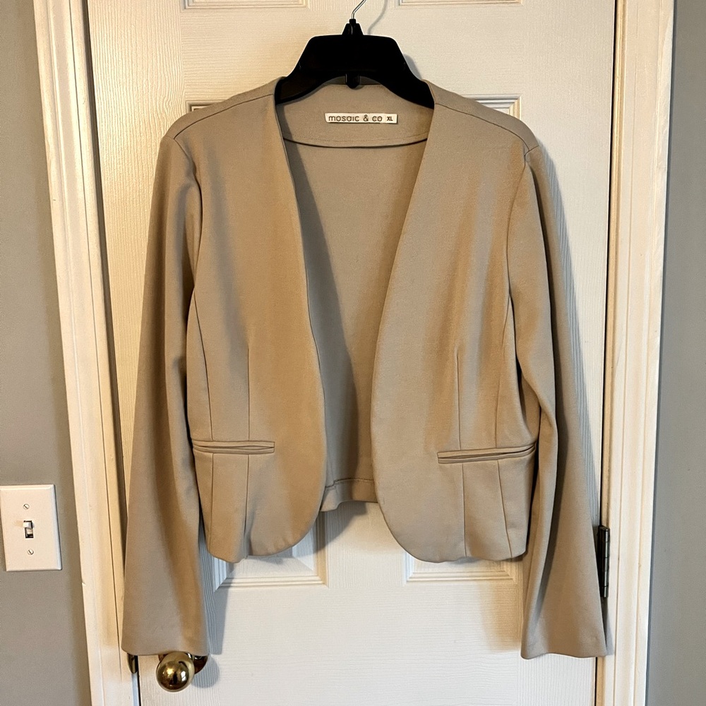 Mosaic & Co Size XL Khaki Color Soft Stretch Fabric